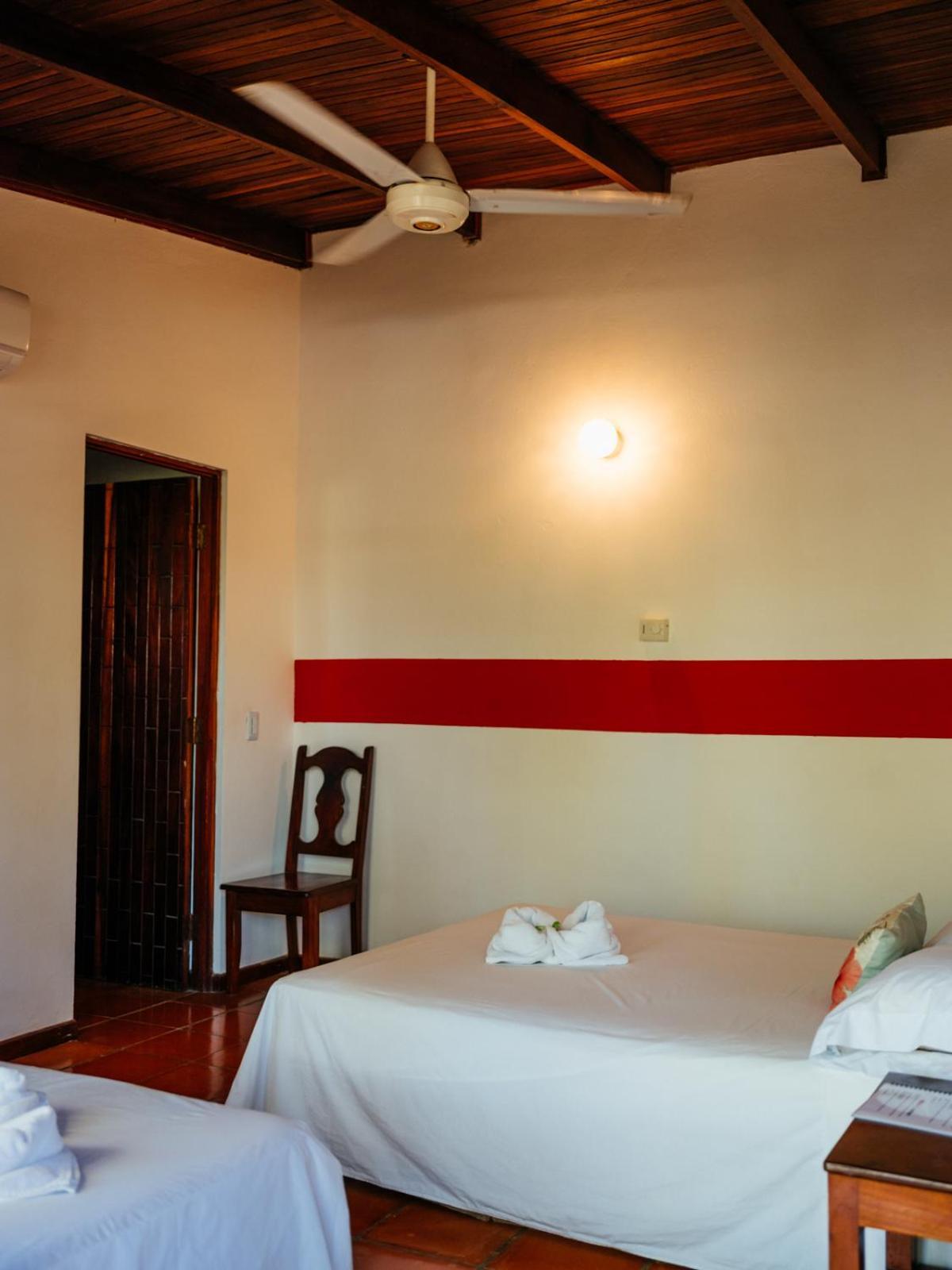 Hotel Hibiscus Cabina 4 Playa Junquillal Экстерьер фото
